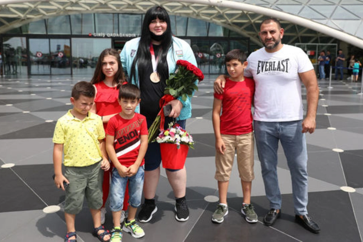 Azərbaycanın Olimpiya medalçısı İrina Kindzerskaya: “Mən at, maşın deyiləm” - MÜSAHİBƏ + FOTO